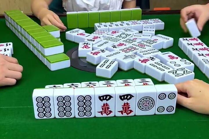 地元の茶室で半日のプライベート麻雀コース