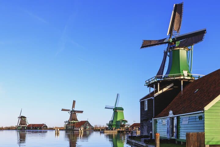 Amsterdam: Zaanse Schans, "Lego-houses" and Volendam Tour