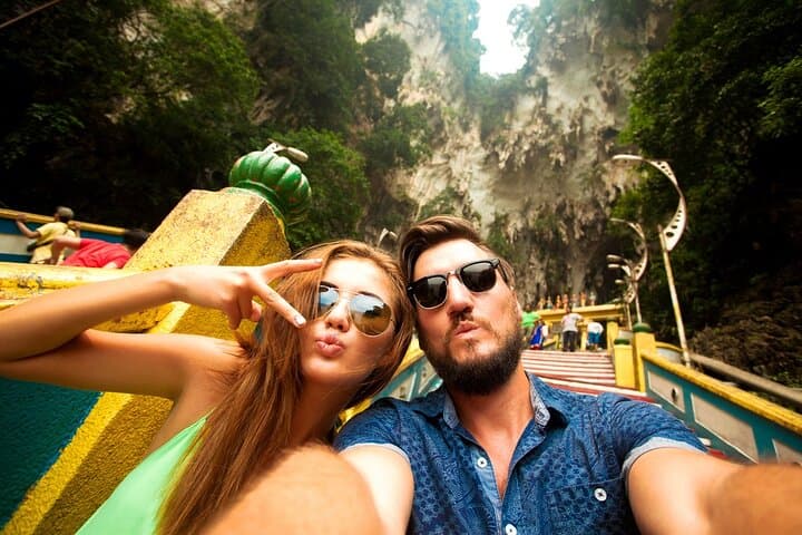 Private Kuala Lumpur City Tour : Petronas Twin Tower & Batu Caves