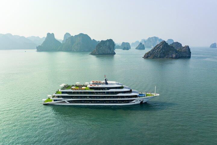 Luxus 2D1N Ha Long und Lan Ha Bay Kreuzfahrt mit 2-Wege-Transfer