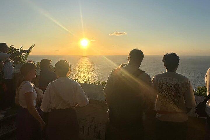 Privé ULUWATU zonsondergang hoogtepunt en diner All Inclusive