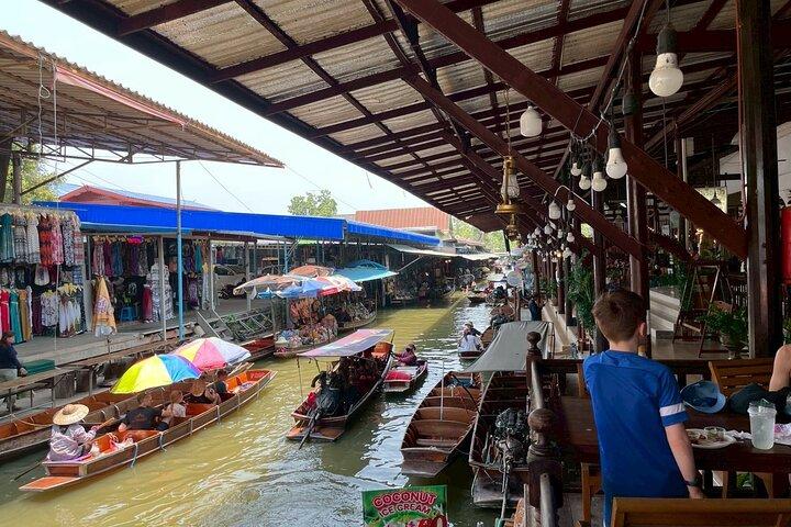 Damnoen Saduak Floating Market &Maeklong Railway avec trajet en train
