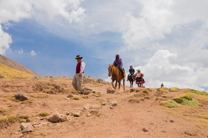 2-Días Machu Picchu Ciudadela y Montaña Vinicunca
