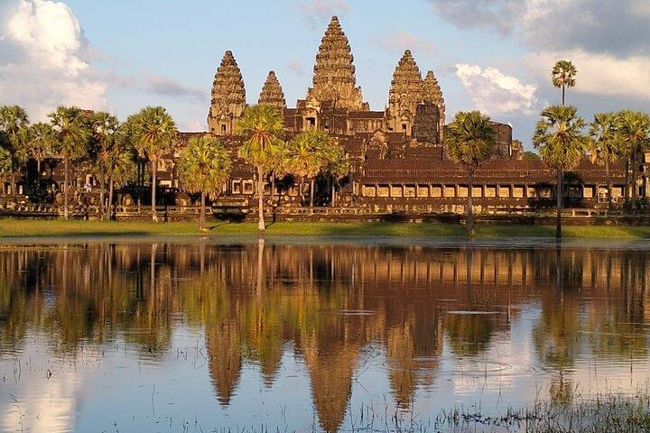 Dagstur Phnom Penh til Siem Reap & Tilbage