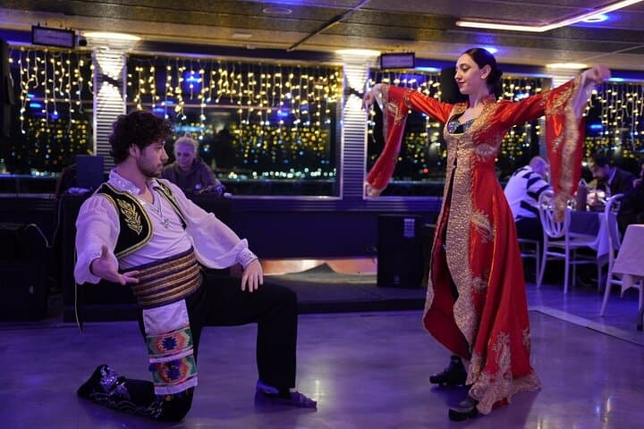 Istanbul Bosphorus Cruise Dinner, Drinks & Show with Pickup
