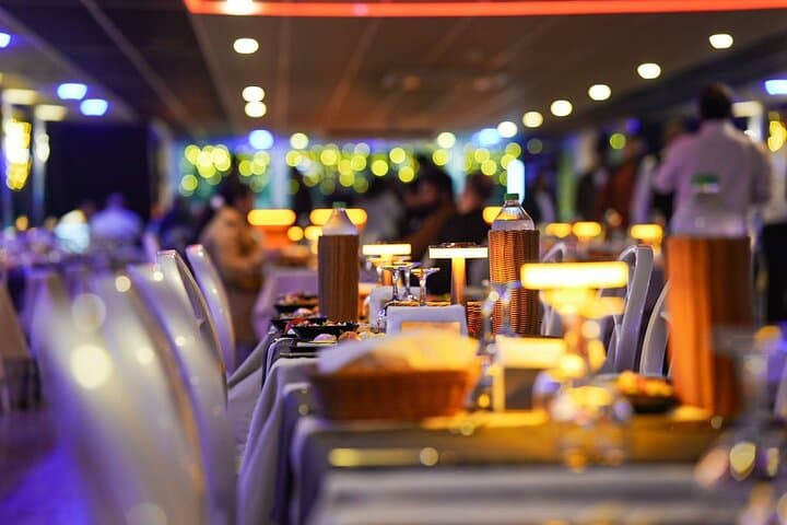 Istanbul Bosphorus Cruise Dinner, Drinks & Show with Pickup