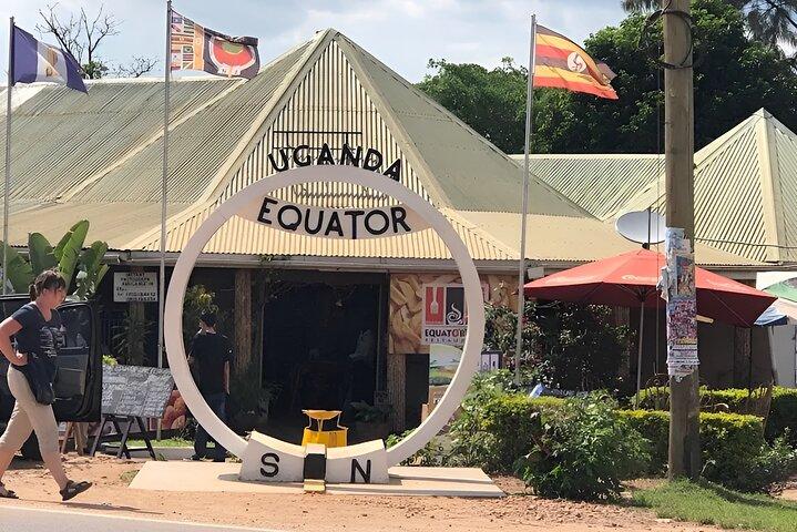 Uganda Equator Line tour em Kayabwe com almoço e transferências
