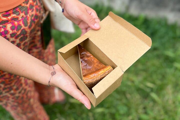 Pastries & Stories of Lyon with a Local Guide