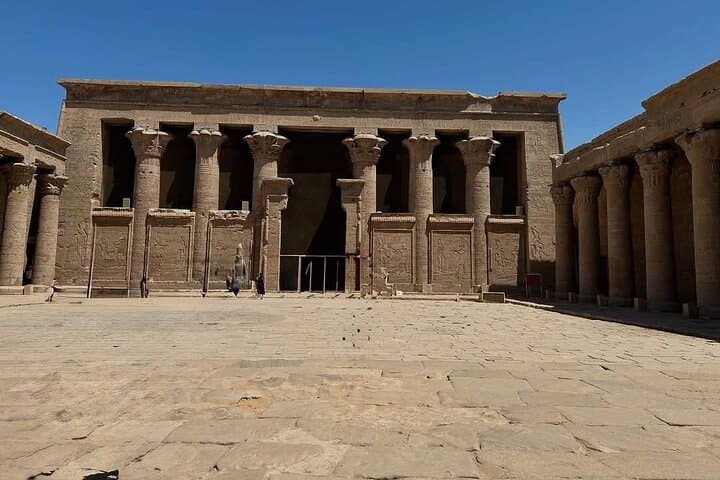 Luxor/Aswan or Aswan/Luxor private transportation With temples