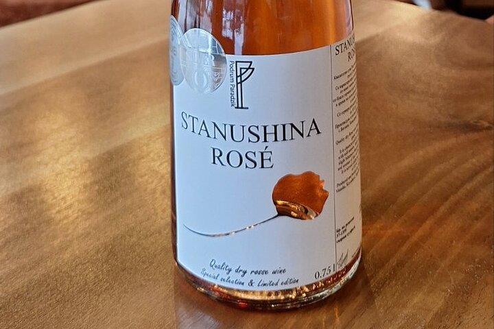 ドロップストップ・ガストロップバーで先住民バルカンワインの試飲体験
