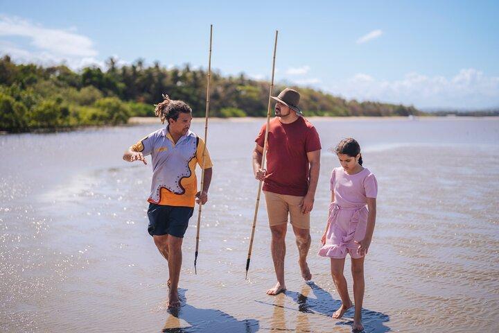 Walkabout Cultural Adventures - Ngana Julaymba Dungay halbtags