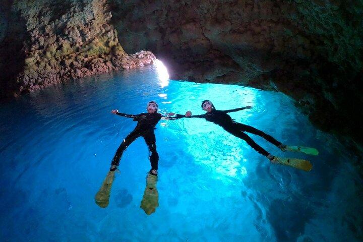 Blue Cave & Tropische vissen Privé snorkelen!Gratis foto cadeau