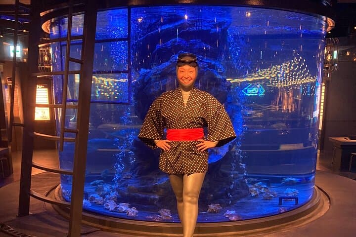 Tokyo: Premium Crabs & Sushi All-You-Can-Eat with Ama Diving Show
