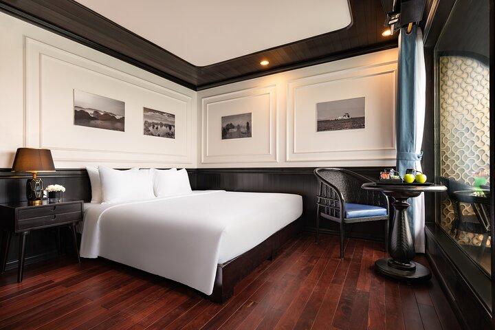 Crucero por La Casta en la bahía de Halong y la bahía de Lan Ha (cabinas con balcón)