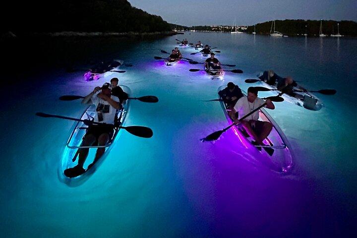 Excursión en kayak desde el atardecer hasta el anochecer