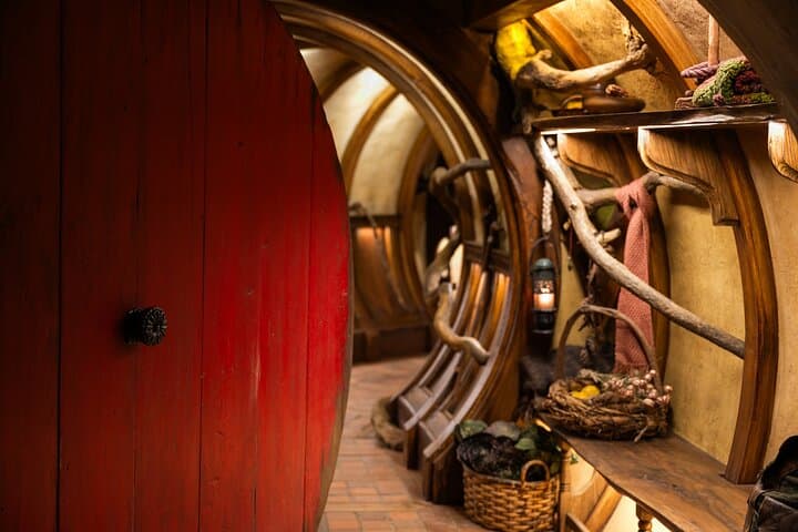 Hobbiton Movie Set Small Group Day Tour from Auckland