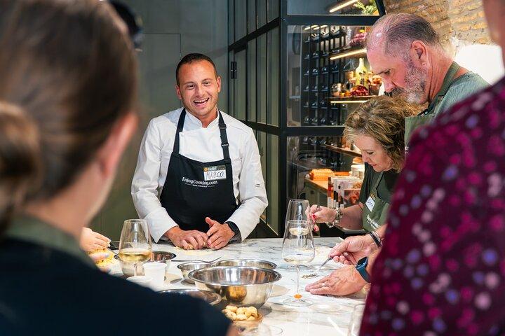 Authentieke Romeinse pasta & Tiramisu ervaring met Italiaanse wijn