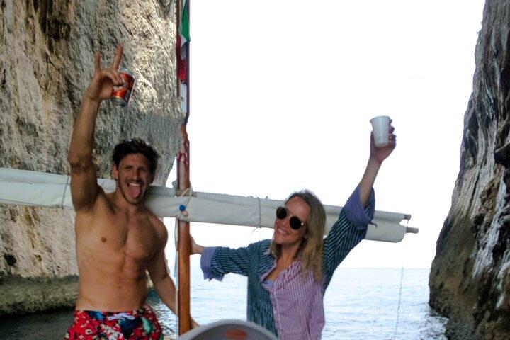Dolce Vita privat bådtur: Capri Escape på en klassisk Gozzo