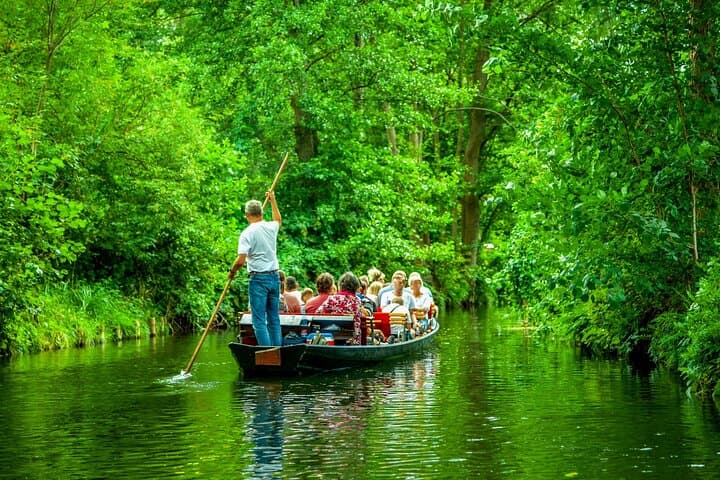 From Berlin to the Enchanted Spree Forest
