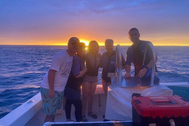 Kona Manta Night Snorkel: nadar com Mantas, grupo pequeno (6 max)
