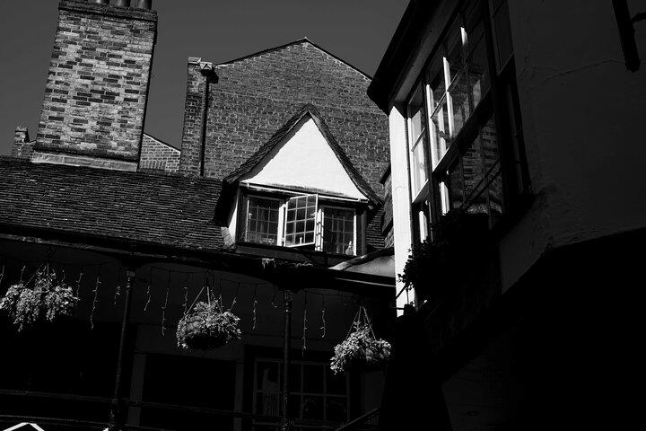 Private | Cambridge After Dark : University Ghost Tour by Alumni™(卒業生による大学ゴーストツアー)