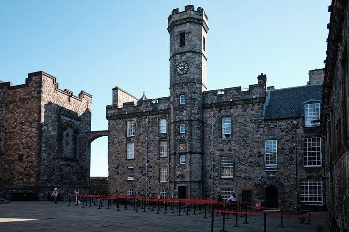 Edinburgh Castle Geführte Tour & Holyrood Palace Ticket