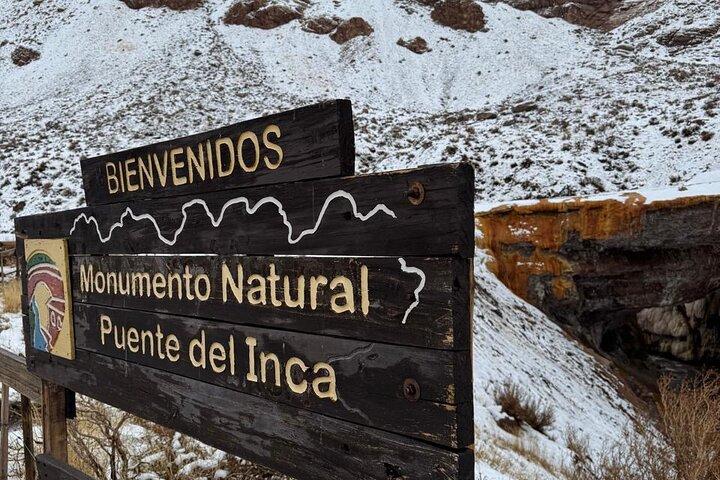 Explore os Andes: Tour Privado com Café da Manhã e Almoço Regional