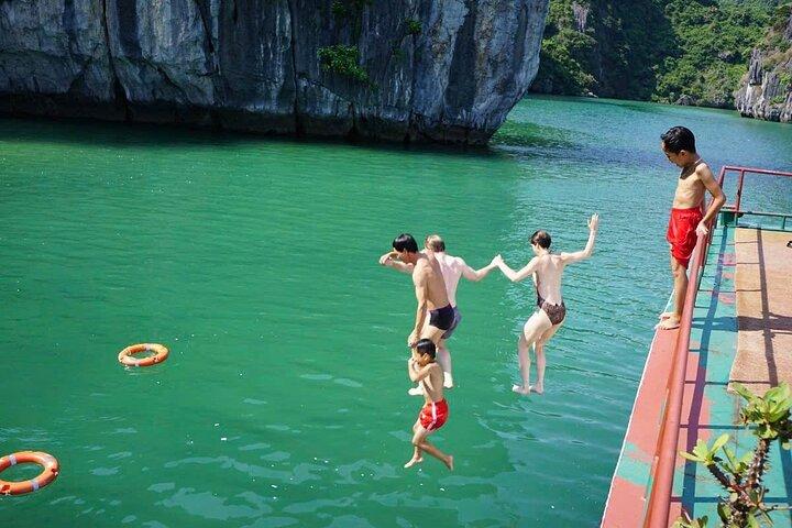 Lan Ha Bay volledige dag boottocht vanuit Hanoi / Cat Ba