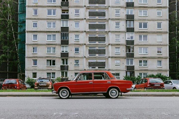 Sovjetiska Riga: Vintage biltur och vardagslivsupplevelse