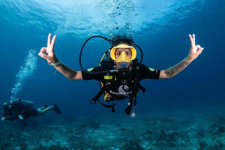 Sessão introdutória de mergulho no mar aberto de Mellieha
