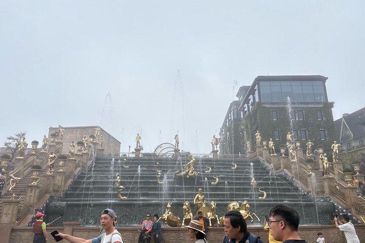 Upplev Ba Na Hills och Golden Bridge Day Tour från Da Nang