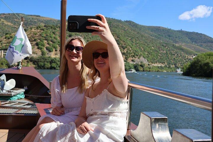 From Porto: Douro Valley, 1–2 Wineries, Farm Lunch & Cruise