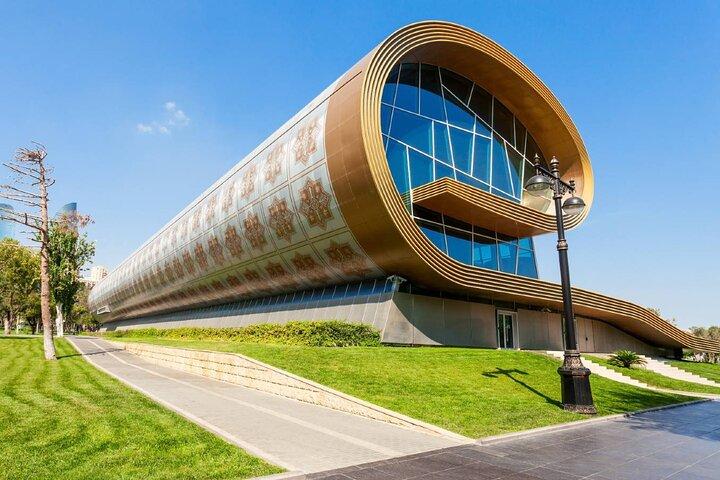Tour da cidade de Baku (4 horas): Top 30 destaques históricos e modernos