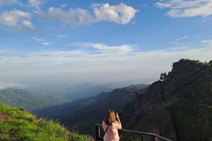 La Puerta del Diablo Hike & Local Food Tasting (Private Tour)
