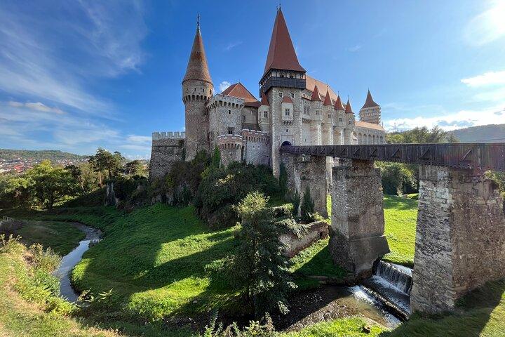 Châteaux et vin - Visite privée en Transylvanie