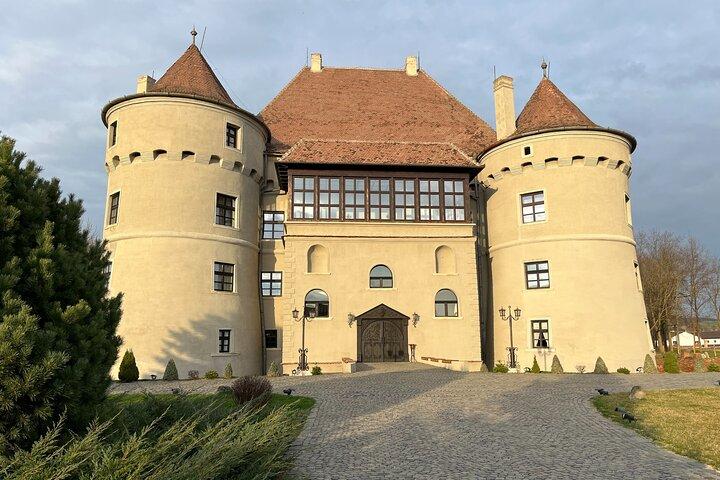 Châteaux et vin - Visite privée en Transylvanie