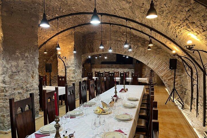 Châteaux et vin - Visite privée en Transylvanie