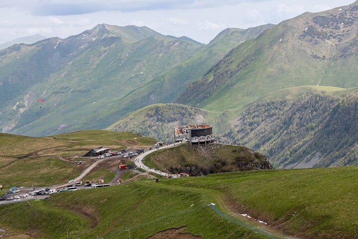 Kazbegi, Ananuri, Zhinvali, Gudauri, Gergeti Fulddagstur