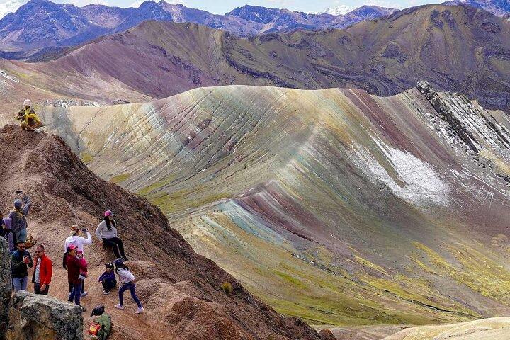 Excursion d'une journée dans la montagne arc-en-ciel de Cusco Palcoyo