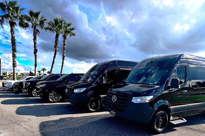Privat service, lufthavn, hoteller til Port Canaveral terminaler.