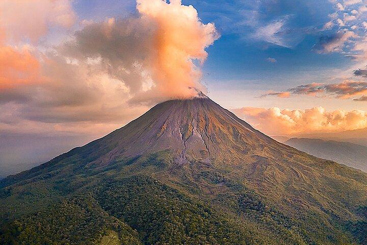 Points forts de La Fortuna : Ponts, Volcan, Cascade, Sources chaudes