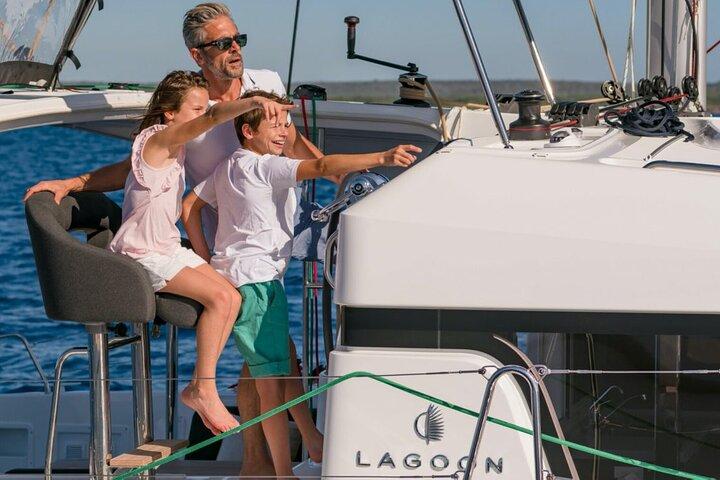 Lagoon 39ft Private Catamaran 5hr - El Cielo Full Experience