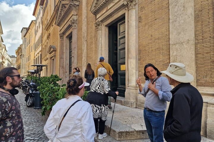 World War 2 Walk Tour in Rome