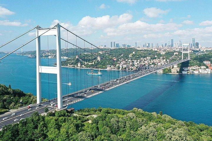 Istanbul Full-Day Tour: Europe & Asia in One Day