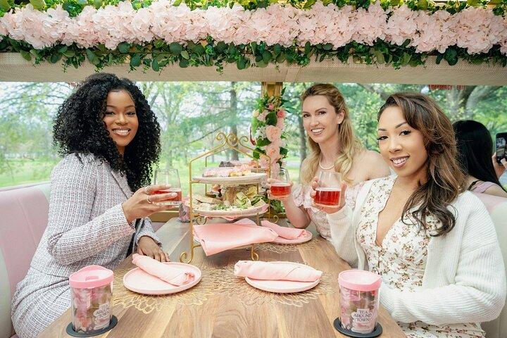 Tea Around Town Austin : Elegante Teebustour und Leckereien