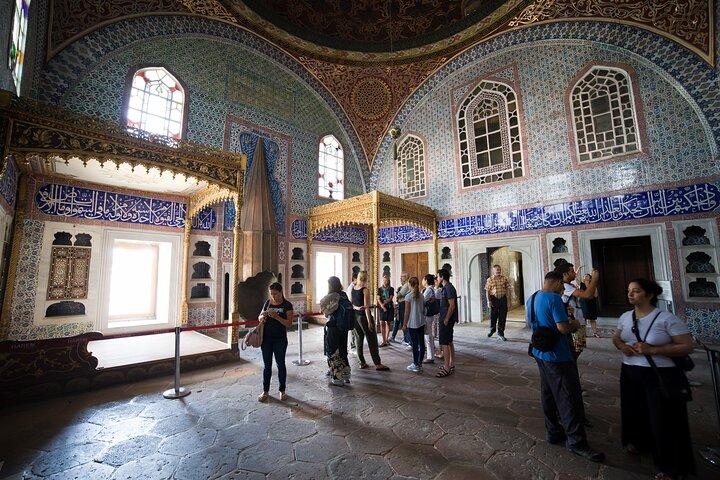 Istanbul: Private Tour Topkapi Palace and Harem