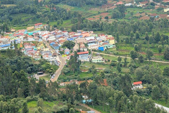 コーヤンブットゥールからウーティへの日帰り旅行-パーフェクトヒルステーションを探索