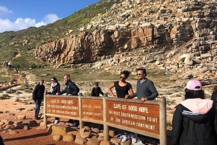 Private Cape Peninsula Day Tour - Lux Electric Vehicle / 7 seater