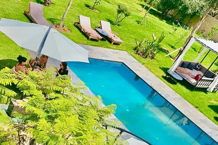 Marrakech Villa Day Pass: Pool, Moroccan Lunch & Hotel Pickup