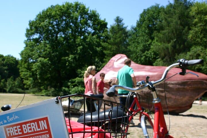 Berlin: Top Secret Bike Tour to Hidden Gems Off the Beaten Path
